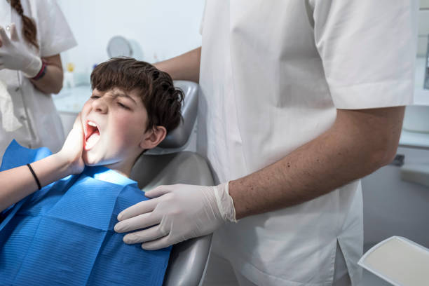 Best Emergency Gum Treatment in Warrensburg, IL